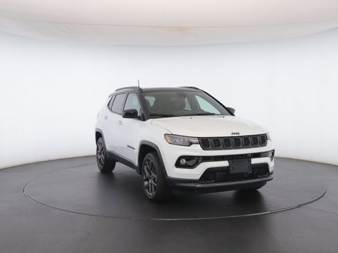 New 2026 Jeep Compass Limited w/ Sun, Sound & Navigation Group image 35
