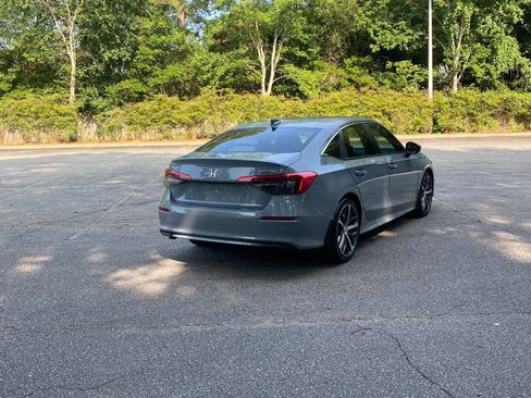 Used 2023 Honda Civic Touring image 5