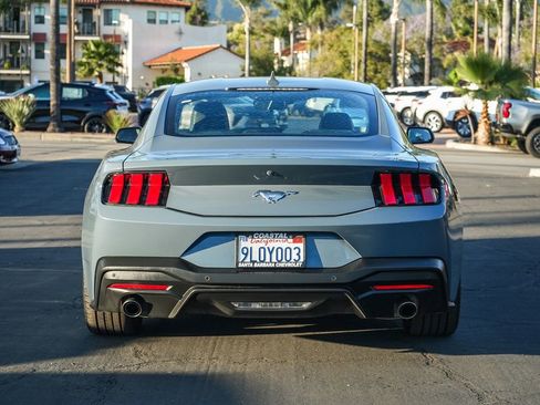 Used 2024 Ford Mustang Coupe RWD image 5
