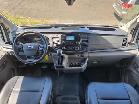 Used 2023 Ford Transit 250 148 High Roof AWD image 10