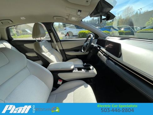 Used 2024 Nissan Ariya AWD image 51