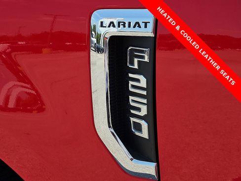 Used 2022 Ford F250 Lariat w/ Lariat Ultimate Package image 8