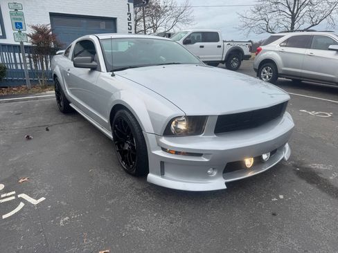 Used 2006 Ford Mustang GT image 1