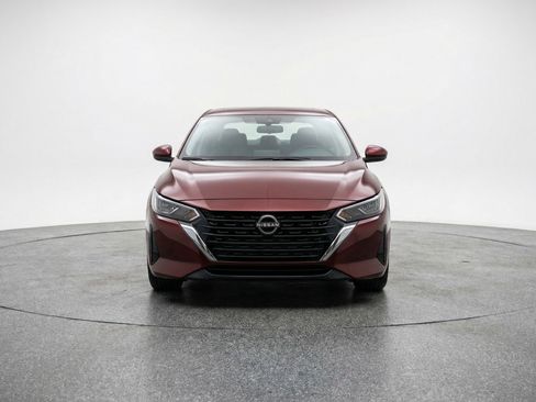 Used 2025 Nissan Sentra SV FWD image 2