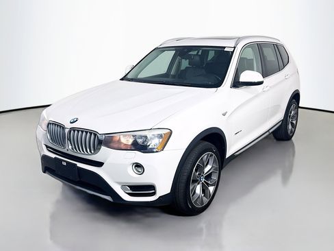 Used 2016 BMW X3 xDrive28i image 4
