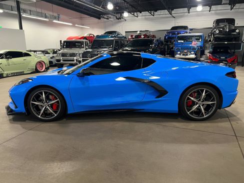 Used 2023 Chevrolet Corvette Stingray Preferred Cpe w/ Z51 Performance Package RWD image 6
