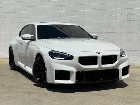 Used 2024 BMW M2 RWD image 2