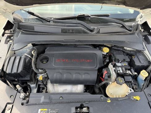 Used 2018 Jeep Compass Sport AWD/4WD image 9