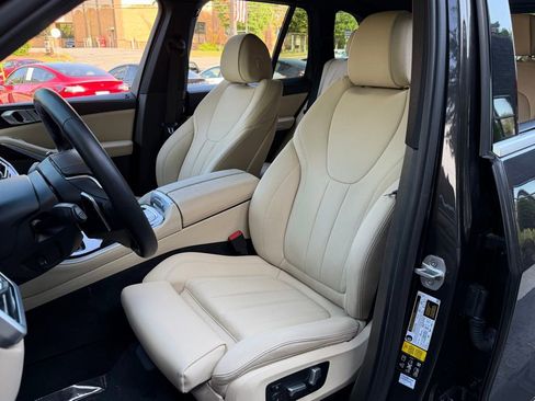 Used 2021 BMW X5 xDrive40i w/ Premium Package AWD/4WD image 26