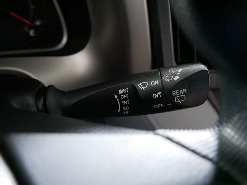 Used 2014 Toyota RAV4 LE AWD/4WD image 30