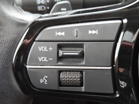 Used 2023 Honda Pilot Elite image 16