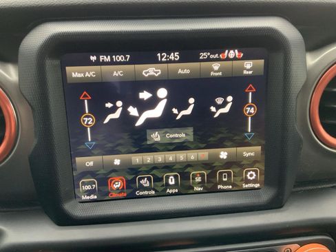 Used 2020 Jeep Gladiator Rubicon image 38