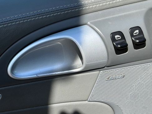 Used 2005 Porsche Boxster S image 29