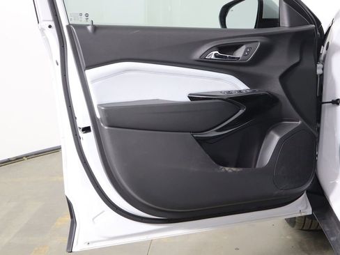 Used 2025 Chevrolet Trax LT w/ Driver Confidence Package FWD image 20