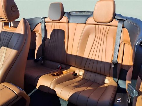 Used 2023 Mercedes-Benz E 450 E 450 image 11