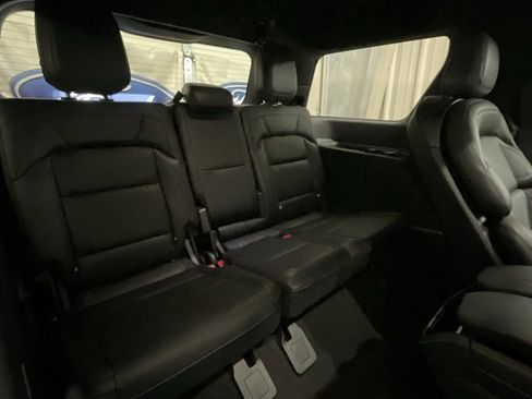 Used 2025 Lincoln Navigator Reserve w/ Jet Appearance Package image 13
