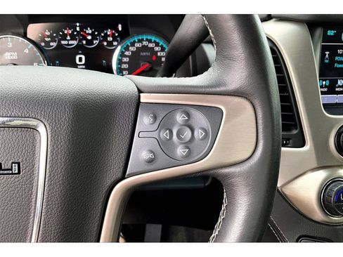 Used 2018 GMC Yukon XL Denali w/ Denali Ultimate Package AWD/4WD image 12
