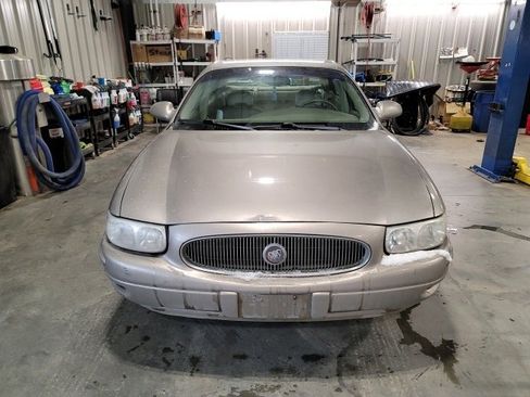 Used 2004 Buick Le Sabre Custom image 2