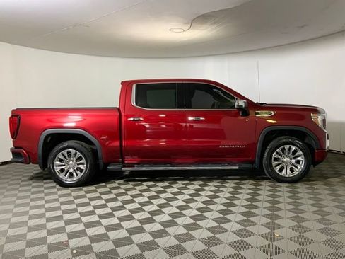 Used 2019 GMC Sierra 1500 Denali w/ Driver Alert Package II AWD/4WD image 4