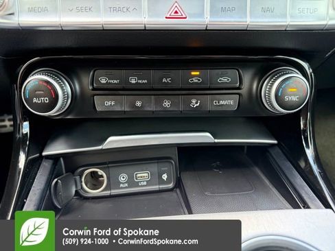 Used 2020 Kia Stinger GT2 AWD/4WD image 31