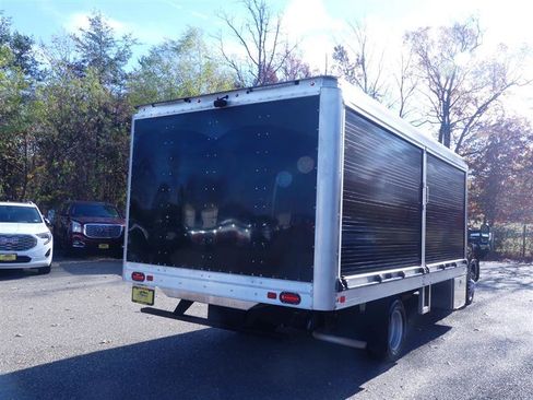 Used 2023 Ford Transit 350 image 7