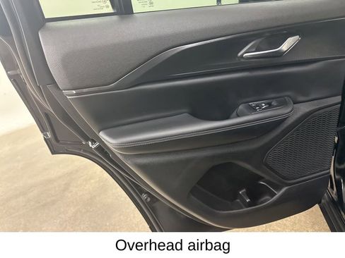 Used 2024 Jeep Grand Cherokee Altitude AWD/4WD image 29