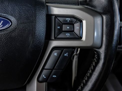 Used 2022 Ford F350 Lariat image 17