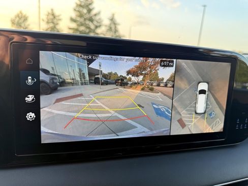 Used 2024 Hyundai Palisade Calligraphy image 30