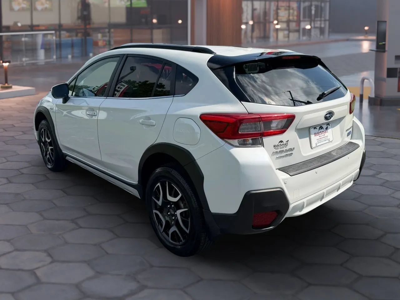 Used 2021 Subaru Crosstrek Hybrid AWD/4WD image 9