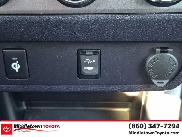 Used 2016 Toyota Tacoma TRD Sport w/ Towing Package AWD/4WD image 26
