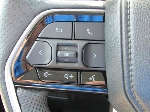 Used 2022 Toyota Tundra CrewMax w/ TRD Off-Road Pkg w/ TRD Off-Road Premium Package AWD/4WD image 29