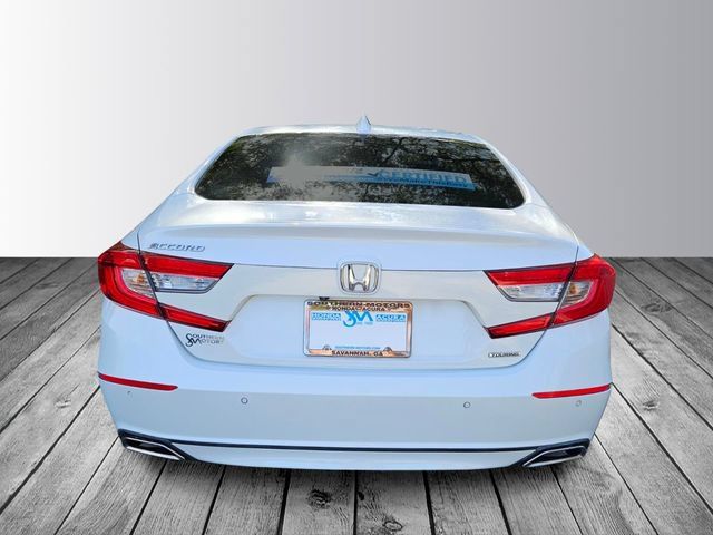 Used 2018 Honda Accord Touring image 4