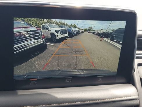 Used 2022 GMC Yukon XL AT4 w/ Max Trailering Package AWD/4WD image 18