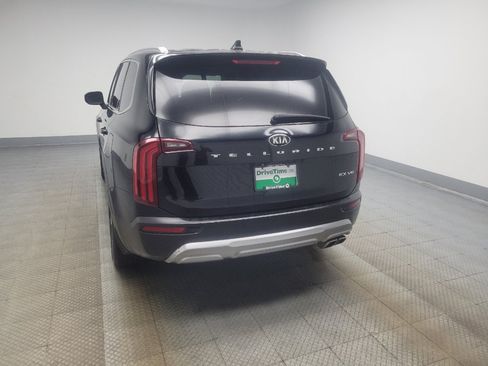 Used 2021 Kia Telluride EX w/ EX Premium Package FWD image 6