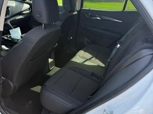 Used 2023 Buick Envision Preferred image 10