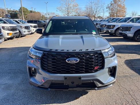 Used 2025 Ford Explorer ST w/ Sun And Sound Package image 2