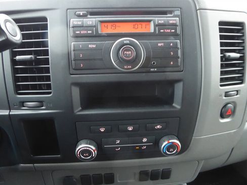 Used 2016 Nissan NV 3500 S image 13