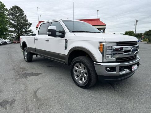 Used 2018 Ford F350 King Ranch w/ King Ranch Ultimate Package AWD/4WD image 3