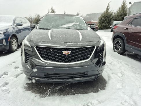 Used 2019 Cadillac XT4 Sport w/ Enhanced Visibility Package image 2