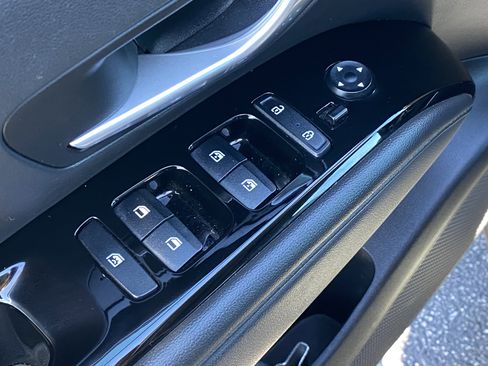 Used 2022 Hyundai Tucson Limited w/ Cargo Package image 17