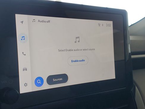 Used 2025 Toyota Corolla Cross L image 29