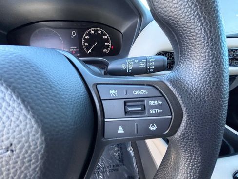 Used 2026 Honda HR-V LX image 25