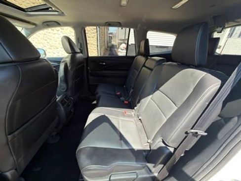 Used 2021 Honda Pilot Special Edition image 25