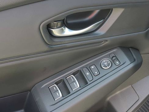 Used 2023 Honda Accord EX image 12