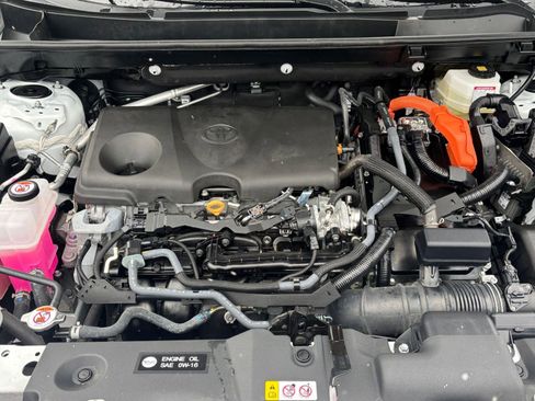 Used 2025 Toyota RAV4 LE image 25