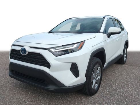 Certified 2024 Toyota RAV4 LE AWD/4WD image 1