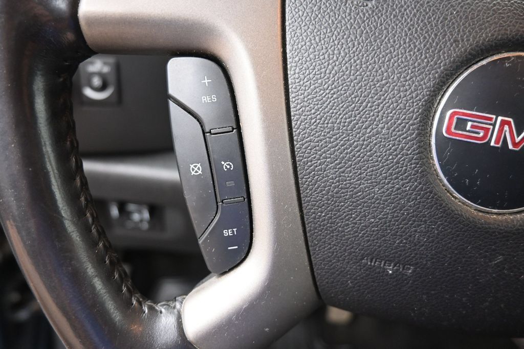 Used 2011 GMC Sierra 2500 SLE w/ Convenience Package AWD/4WD image 19