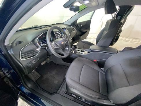 Used 2019 Chevrolet Malibu LT FWD image 27