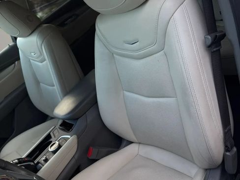 Used 2020 Cadillac XT5 Premium Luxury FWD image 28