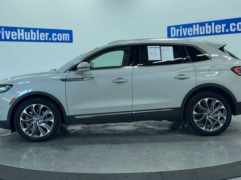 Used 2023 Lincoln Nautilus Reserve image 5